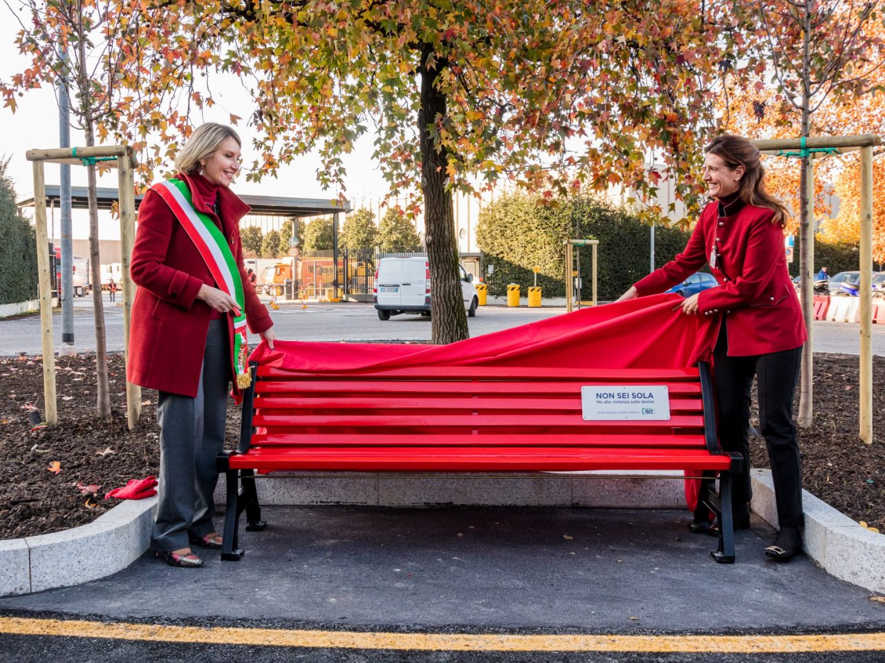 Esselunga dice “no” alla violenza sulle donne