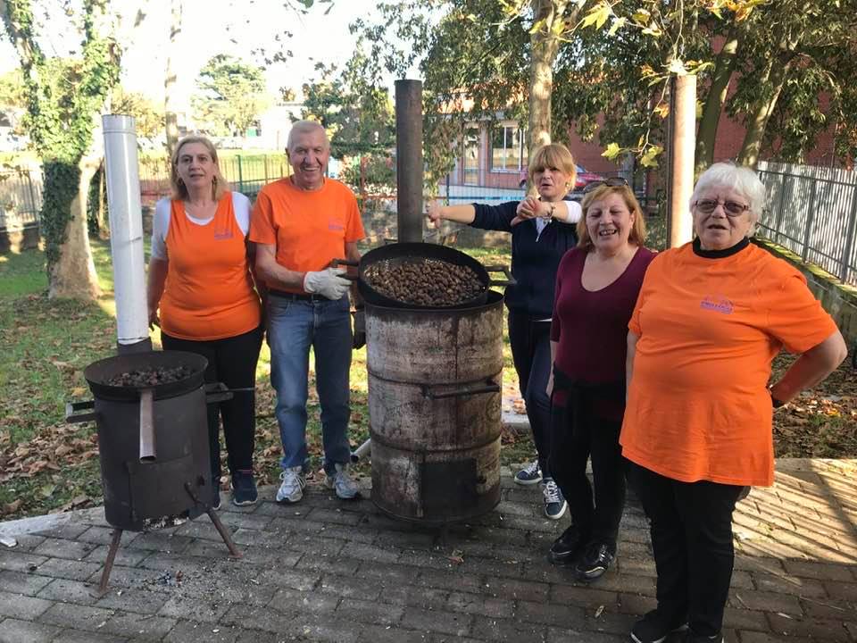 A Canonica castagnata con lezione sui luoghi caratteristici del paese