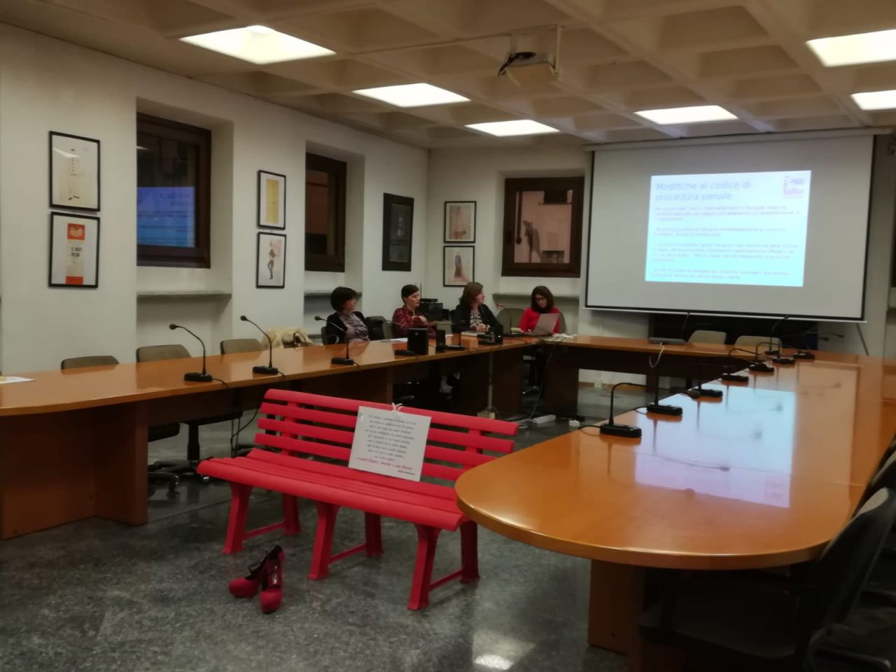 Codice rosso ma senza risorse, a Rivolta si discute della violenza sulle donne