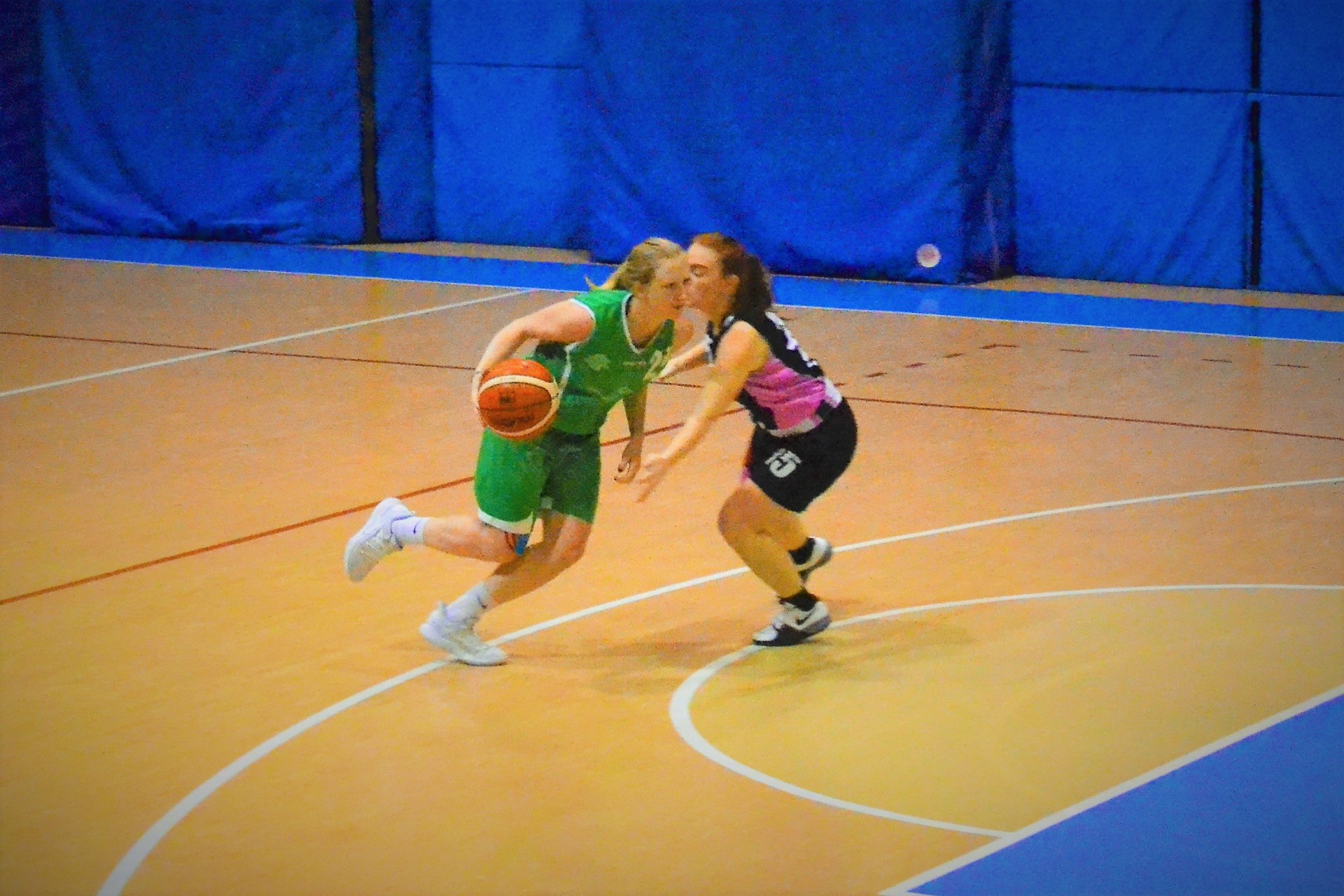 basket promozione femminile bettola foto azione pallacanestro