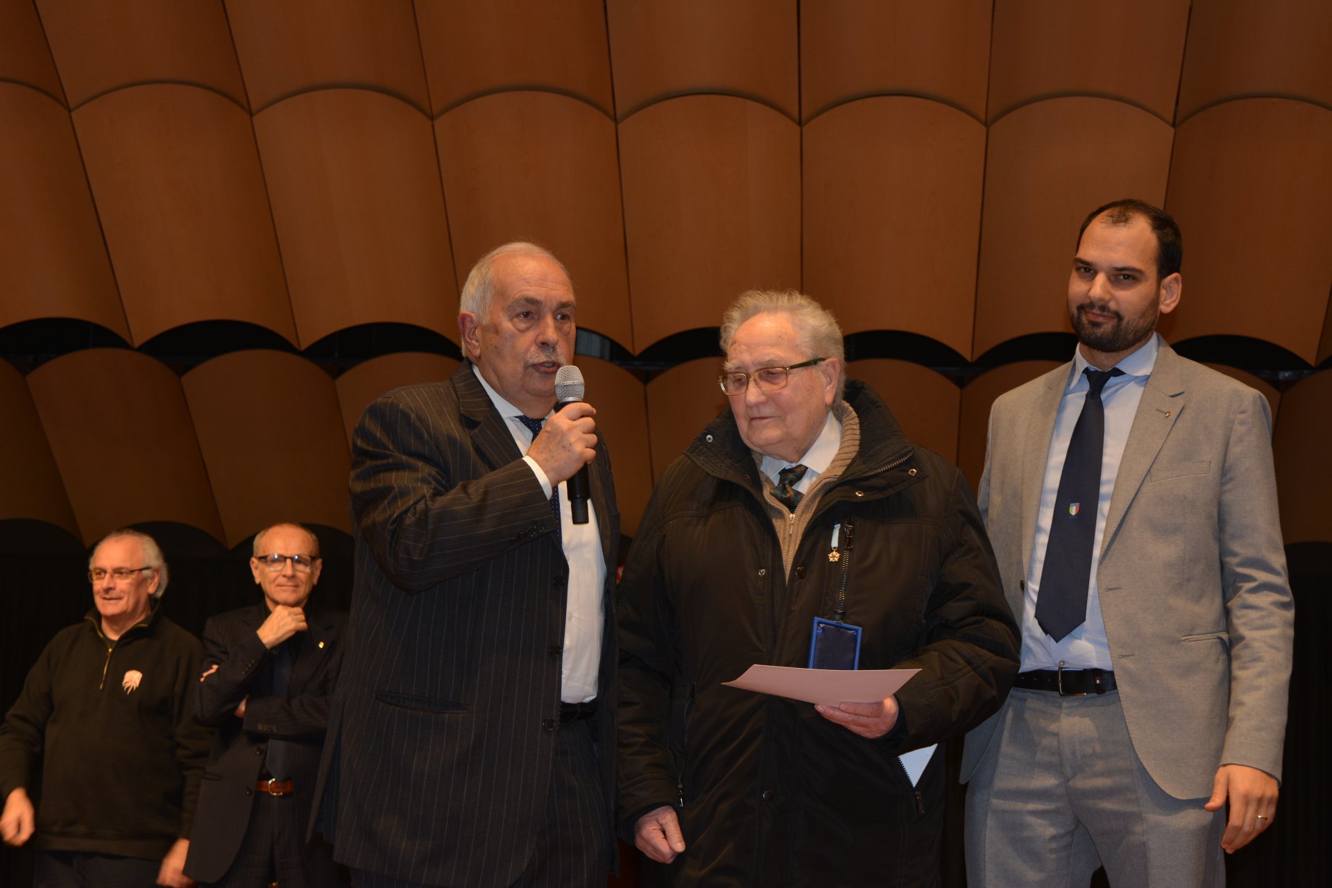 Cernusco sul Naviglio consegna benemerenze Coni Lombardia auditorium Maggioni