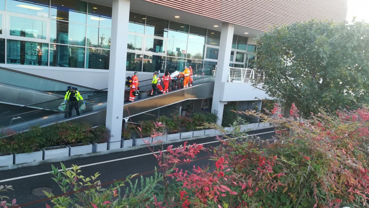 E’ morto in ospedale l’uomo che mercoledì a Cambiago era stato trovato riverso nel parcheggio del centro commerciale
