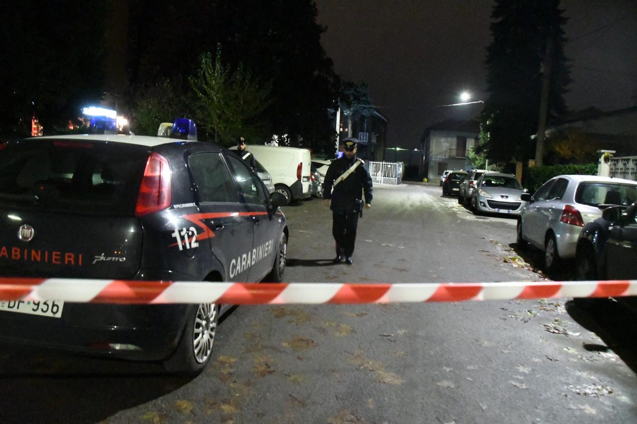 Sparatoria nel bar a Pioltello, due feriti gravi FOTO E VIDEO