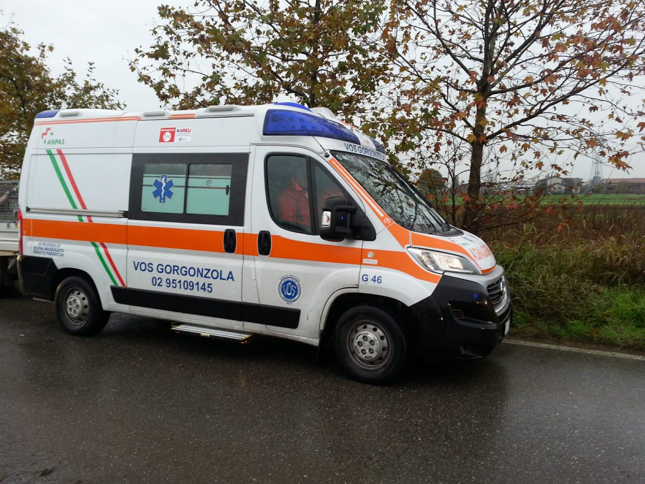 Stradino investito, ambulanza sulla Sp180