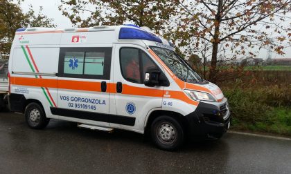 Stradino investito, ambulanza sulla Sp180