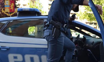 Urinano contro il Commissariato di Polizia per gioco: 10mila euro di multe