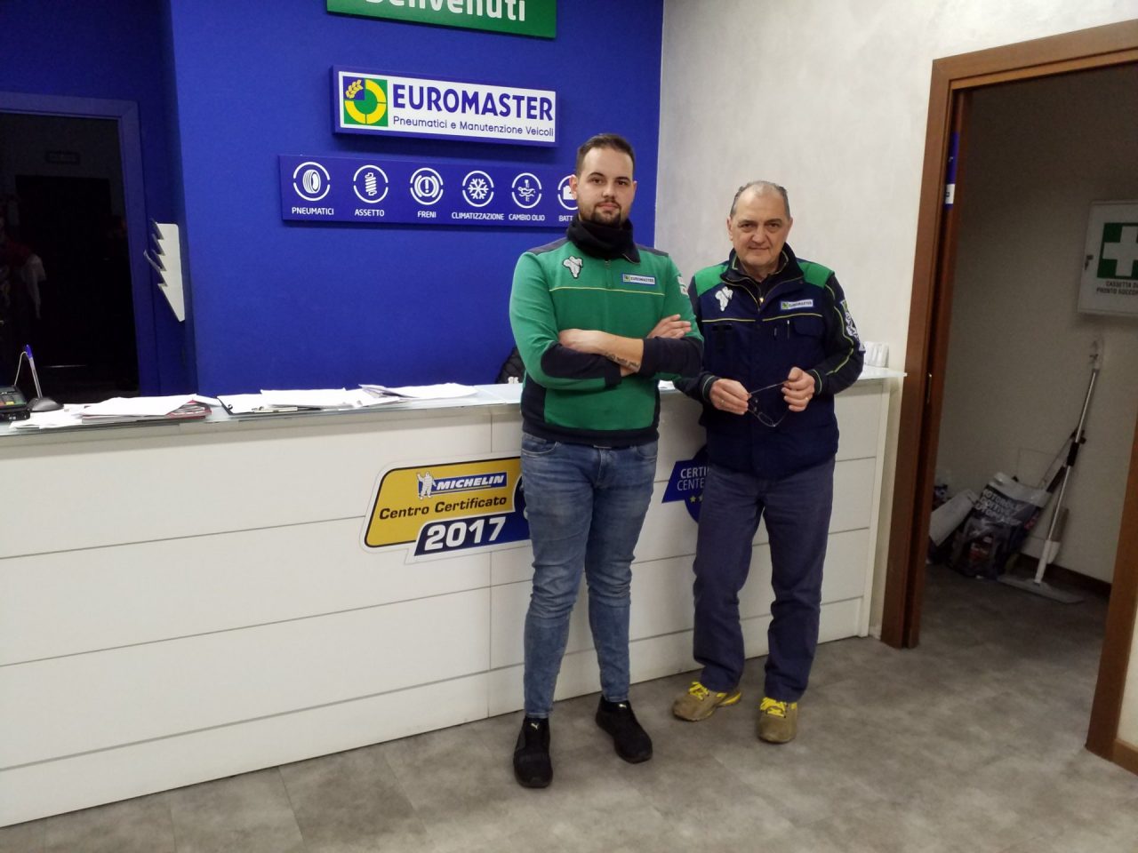 “Con queste puzze non si può lavorare”. Polemica tra Cernusco e Pioltello