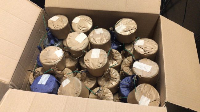 Botti illegali sequestrati dai carabinieri, denunciato 32enne