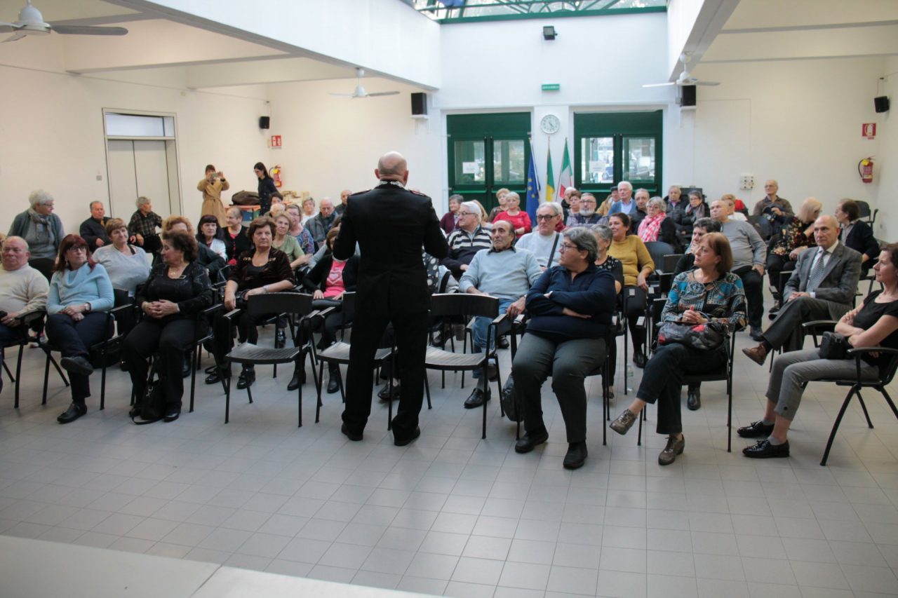 Truffe e come prevenirle se ne parla al Satellite