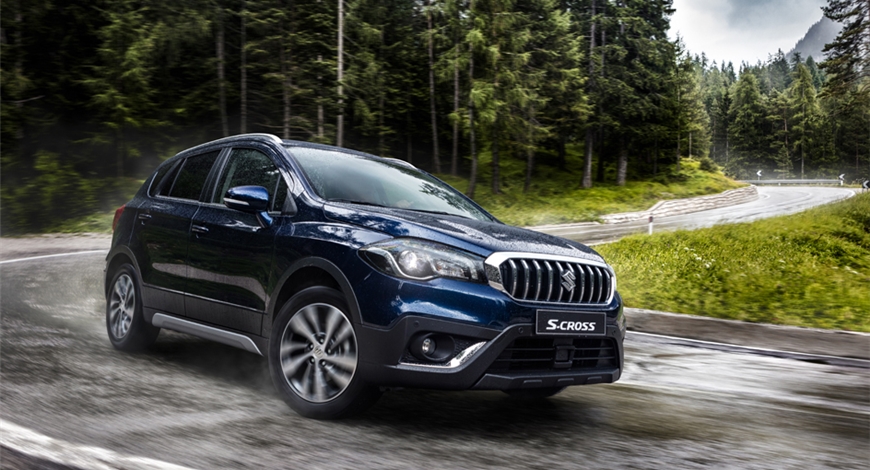 Nuova Suzuki S-Cross: guida sicura su qualsiasi terreno
