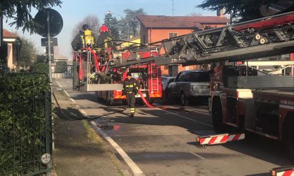 Incendio in una villetta a Inzago, evacuata una famiglia