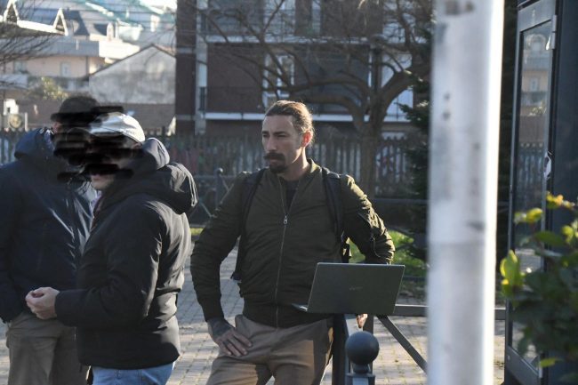 Brumotti aggredito a Monza, le parole dell’inviato di Striscia