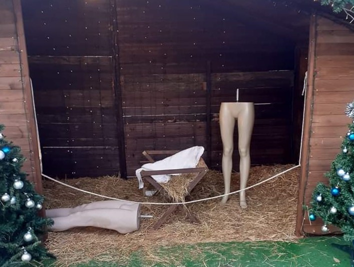 Presepe vandalizzato: sparite le mani e il vestito di Maria
