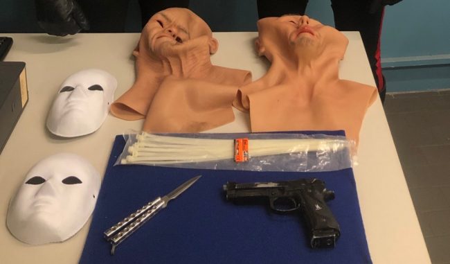 Rapina da 250mila euro in gioielleria, arrestati