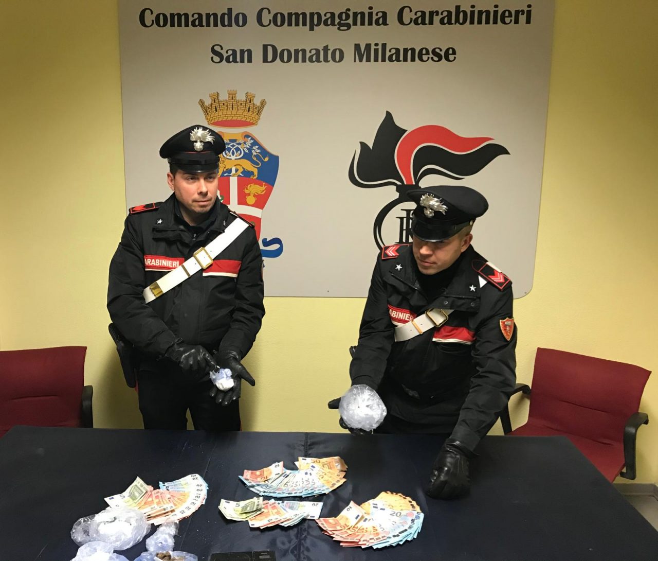 Supermercato della droga smantellato dai carabinieri FOTO