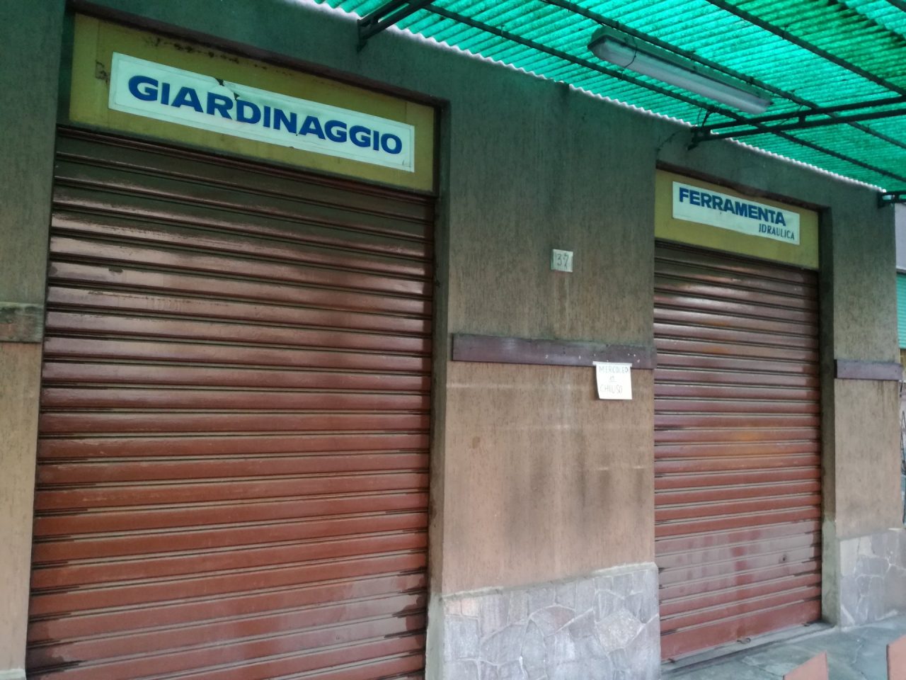 Storico ferramenta di Segrate costretto a chiudere