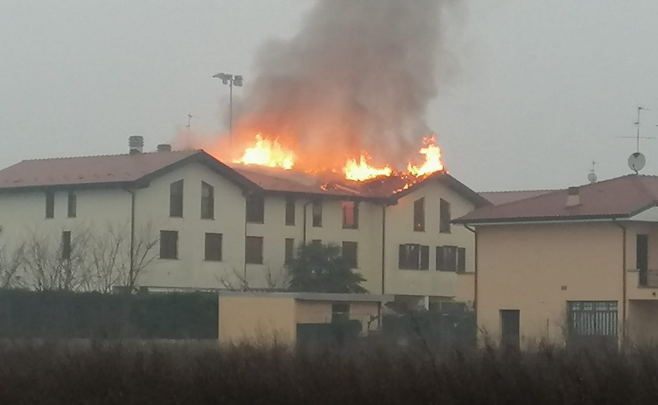 Incendio in una villetta a Busnago VIDEO