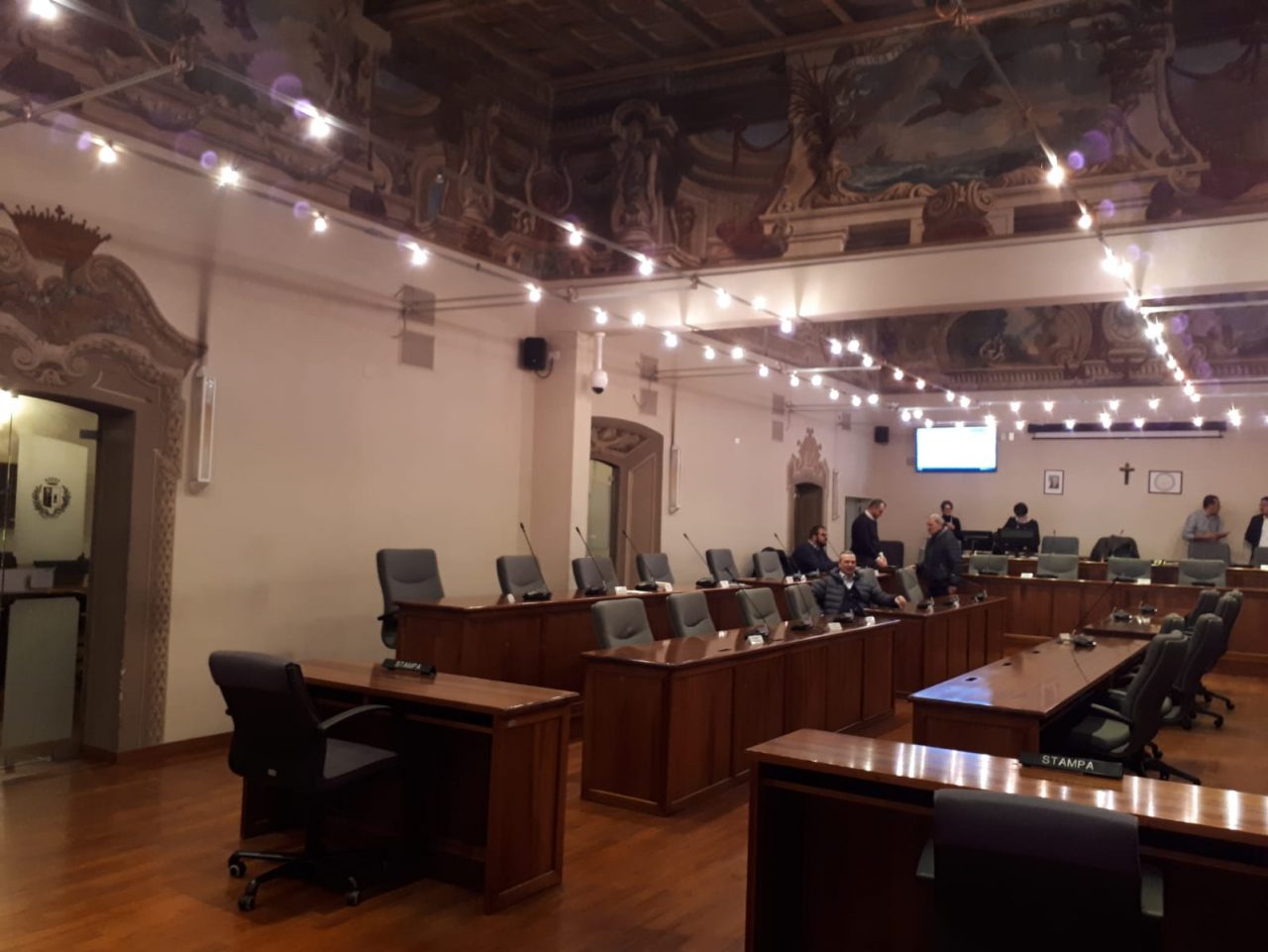 Sindaco sulla graticola sul bilancio, c’è il rischio del commissariamento