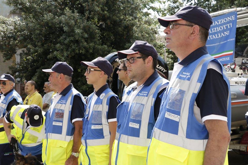 Soccorre anziano colto da malore e la moglie lo riempie di insulti