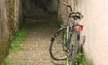 Accusa un malore mentre è in bici, 35enne soccorso a Trezzo sull'Adda