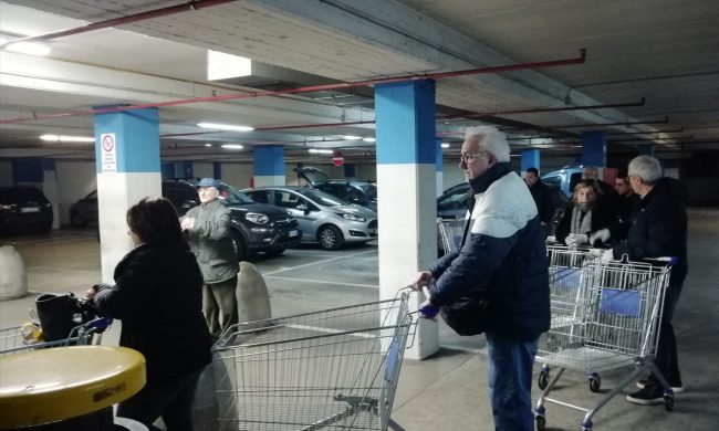Si può uscire dal proprio Comune per fare la spesa? La Prefettura chiarisce