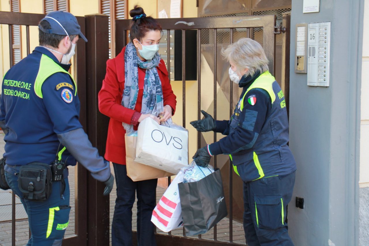 Mascherine realizzate da  volontarie melzesi: pronte le prime 1.300 FOTO e VIDEO