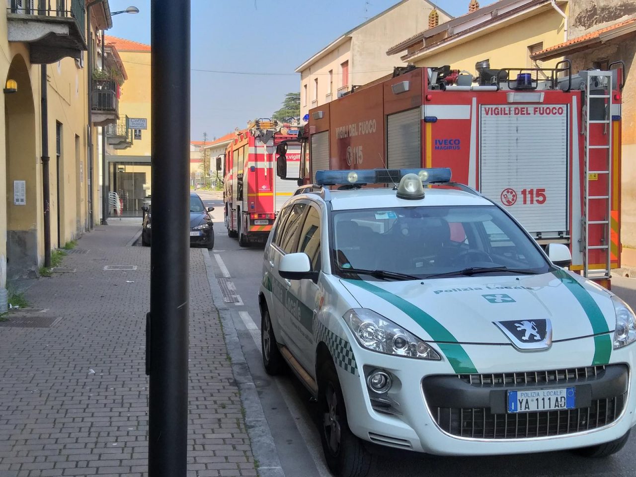 Anziana non risponde alle chiamate, a Trezzo arrivano i soccorsi