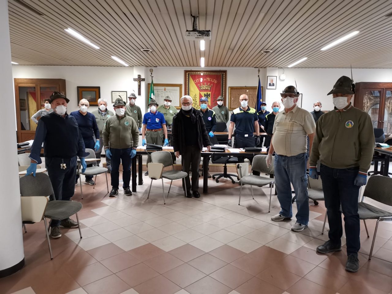Mascherine di Città metropolitana distribuite agli over 65 di Melzo
