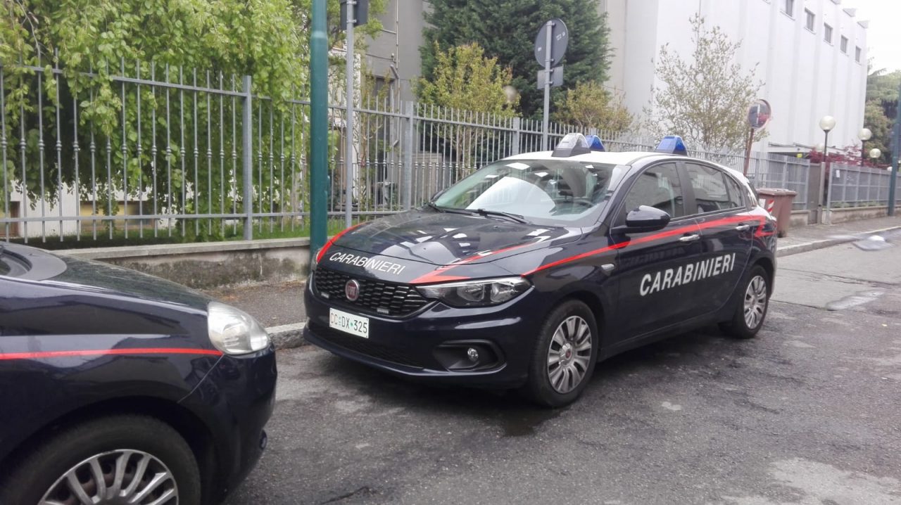 Tragedia a Cologno: prete si toglie la vita buttandosi dalla finestra