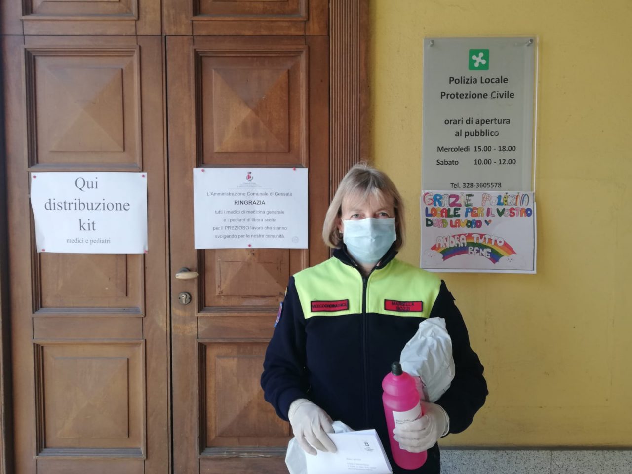 Distribuiti ai medici  kit con i dispositivi di protezione individuali