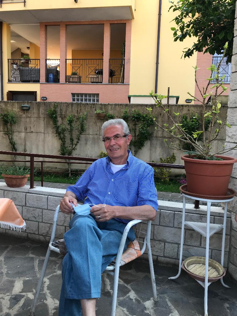Pessano, giù la serranda dello storico parrucchiere