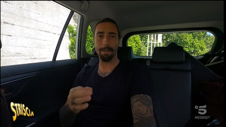 Lancio di arance congelate contro Brumotti, arrestato spacciatore