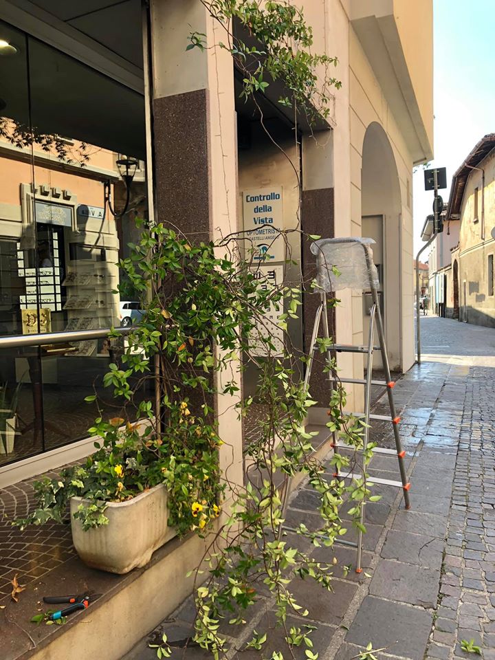 Vandalismi a Melzo arrivano i “vigilantes” pagati dal Comune