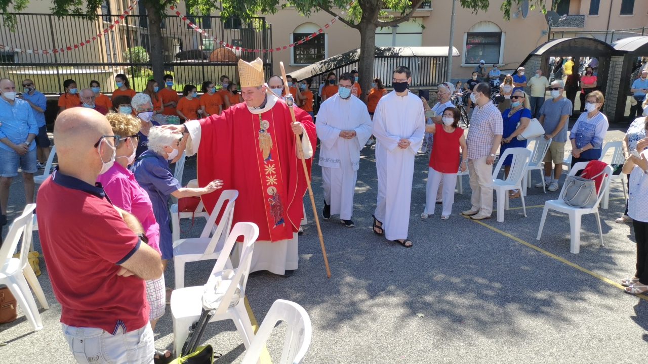 Cernusco in festa accoglie il nuovo vescovo don Luca Raimondi FOTO E VIDEO