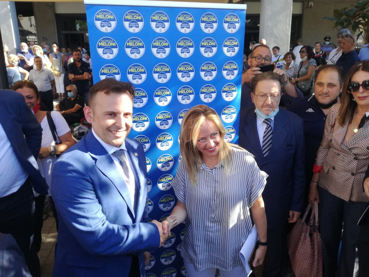 Giorgia Meloni a Segrate per sostenere Sirtori FOTO