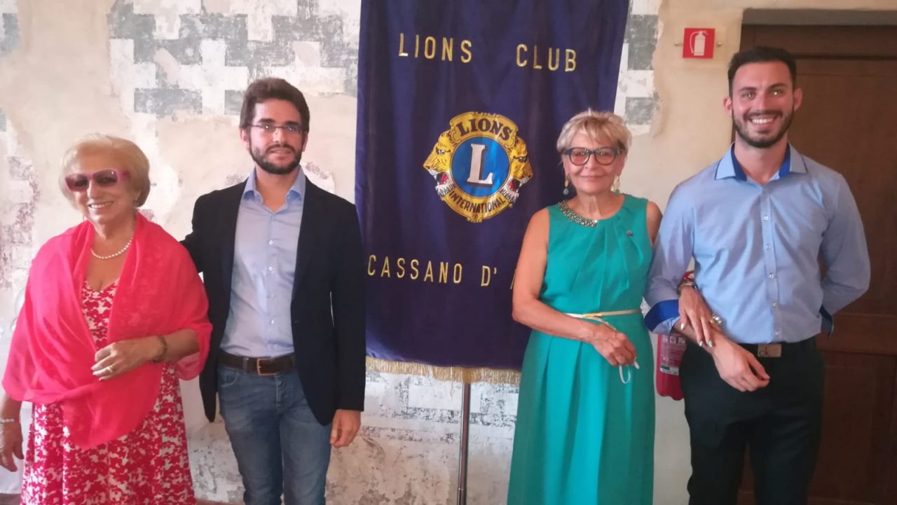 Il Lions club Cassano celebra due nuovi soci alla presenza del neo governatore