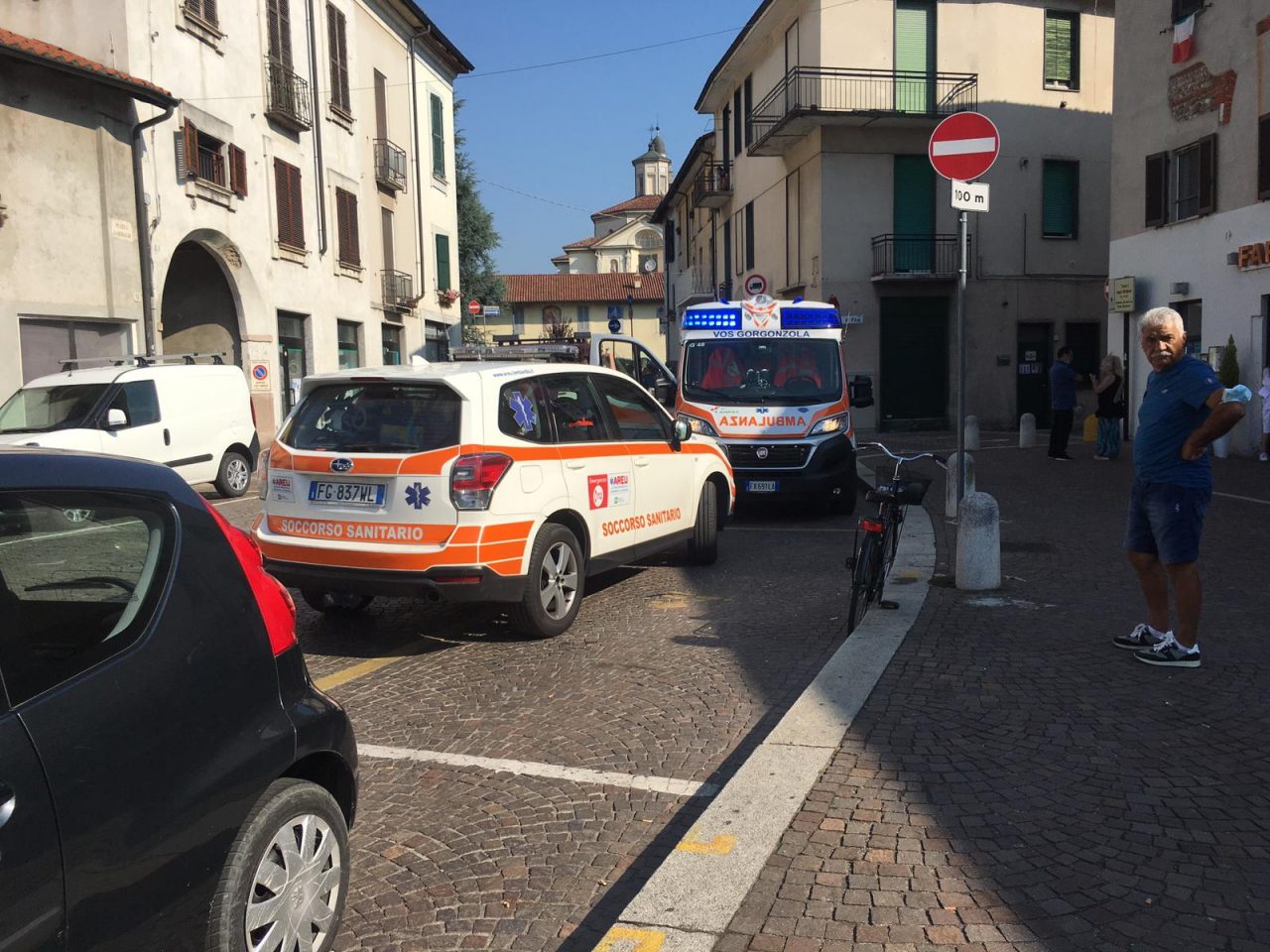 Malore al bar, soccorso 56enne