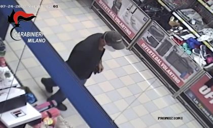 Sparatoria al supermercato, ferita una bambina. Bandito in manette | VIDEO