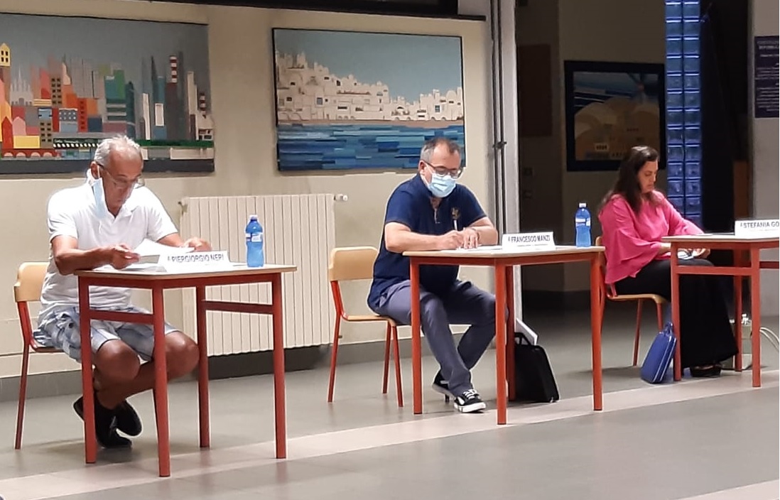 Bellinzago, aumenta la mensa scolastica, SiAmo non ci sta.