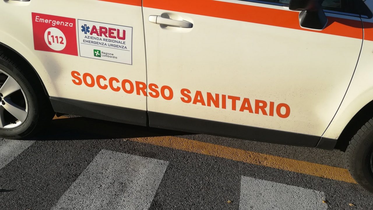 Anziano punto da insetto a Trezzo sull’Adda, arriva l’ambulanza