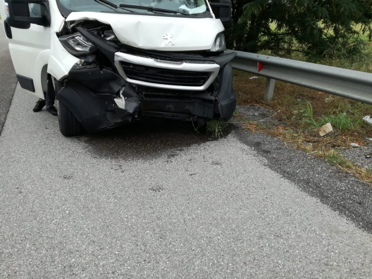Scontro tra due auto