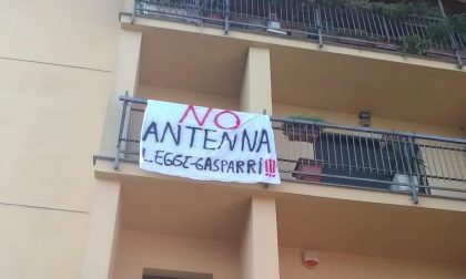 "No all'antenna 5G davanti a casa", la protesta si sposta sui balconi