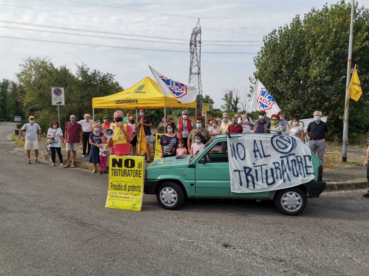 Trituratore, manifestazione a Bussero di Legambiente FOTO e VIDEO