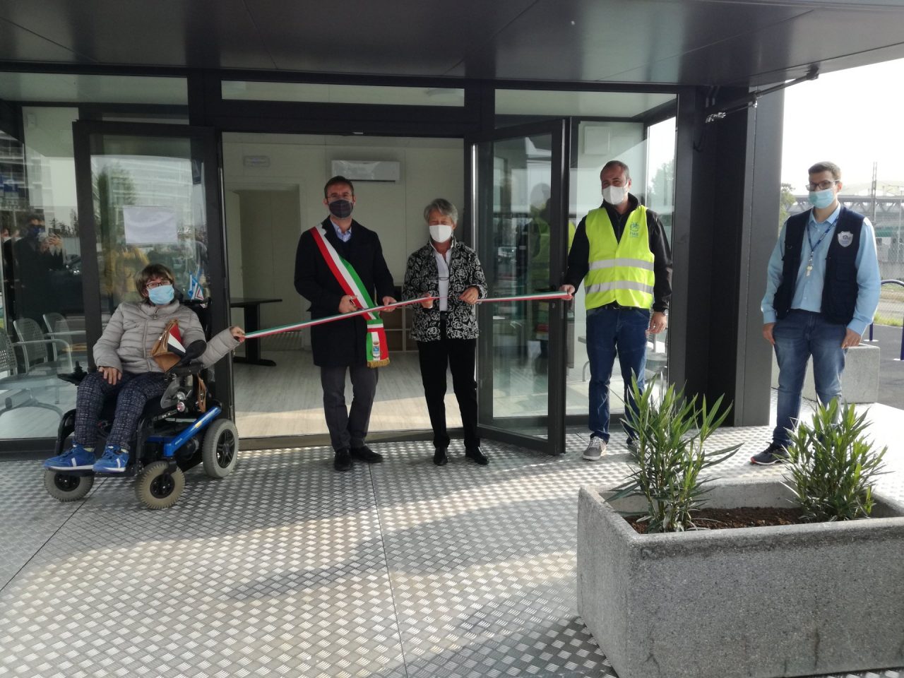 Ciclostazione aperta e in funzione a Segrate FOTO