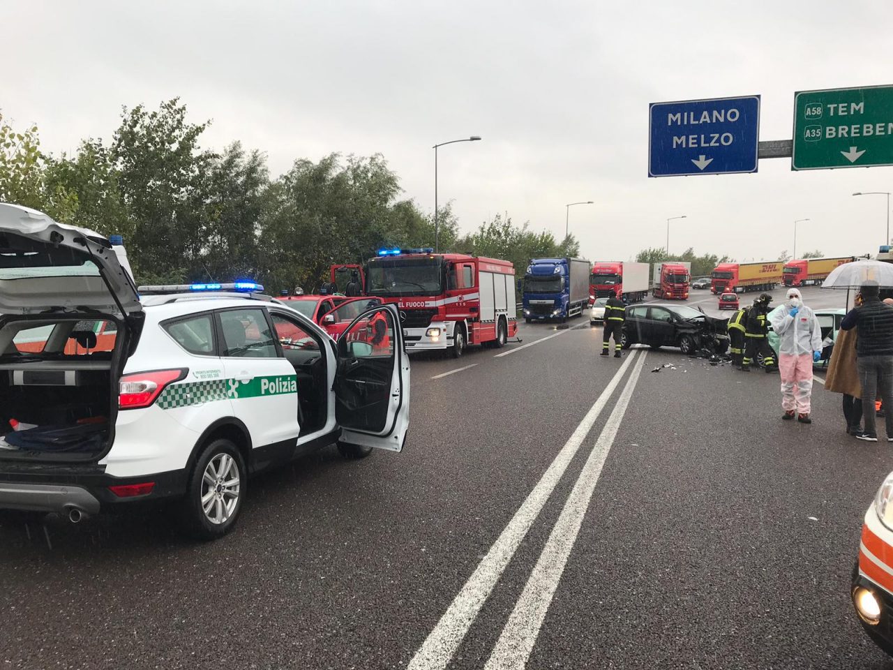 Incidente sulla Sp103, due ventenni coinvolte.  Riapre la strada