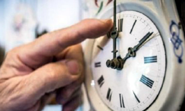 Domenica 25 ottobre scatta l’ora solare