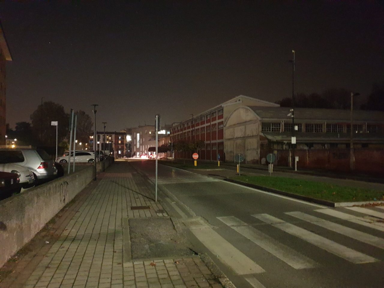 Melzo parzialmente al buio, ma arrivano le luminarie natalizie