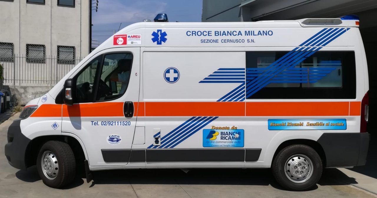Una raccolta fondi per aiutare la Croce Bianca ad aiutarci