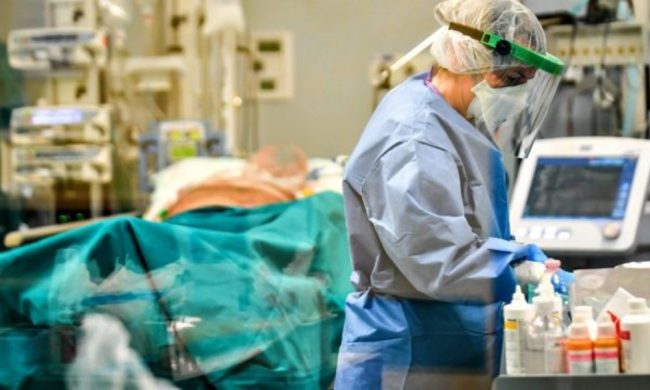 Maestra 40enne gravissima in ospedale dopo aver fatto il vaccino AstraZeneca