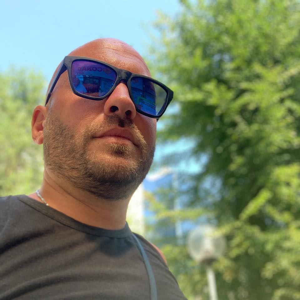 Ultimo abbraccio a Lino Di Leo: domani, sabato, i funerali del 36enne morto in un incidente